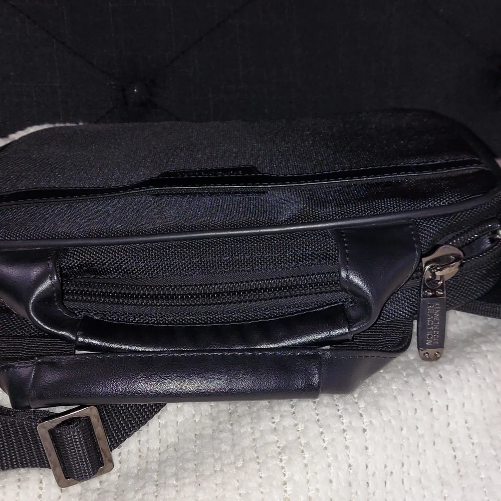 Vintage Kenneth Cole Reaction Black R-Tech Case Tablet iPad